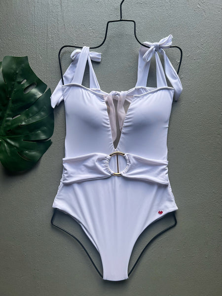 All White Belted 𝐋𝐔𝐗𝐔𝐑𝐘 One Piece